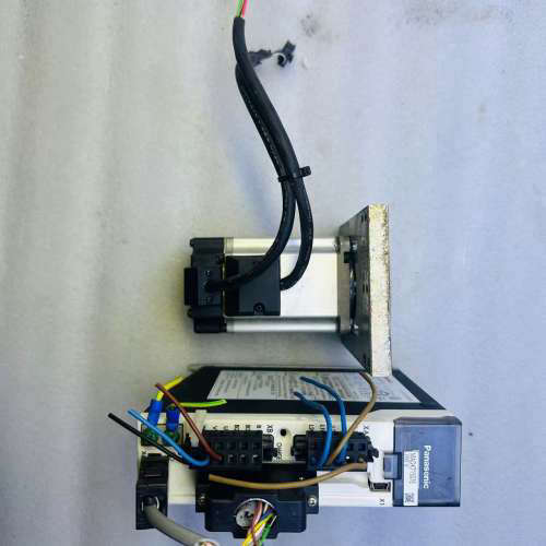 议价松下伺服驱动器MADKT1507E，电机MHMJ022G1U