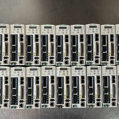 议价施耐德400瓦伺服驱动器，型号LXM23AU04M3X，拆机