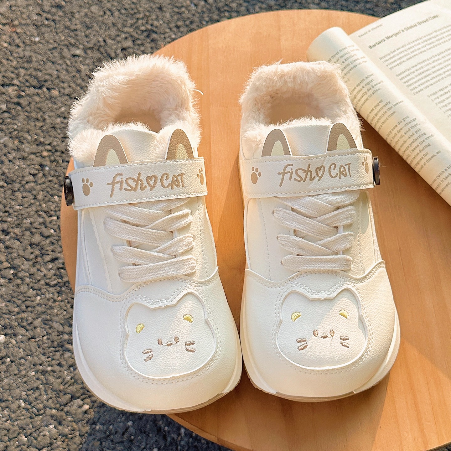 加绒小白鞋女大头面包鞋秋冬款鞋子可爱保暖棉鞋百搭休闲运动板鞋