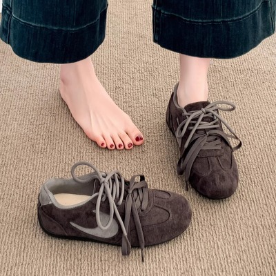 德训鞋女款2025新款秋冬季爆款时尚气质百搭阿甘运动休闲鞋子女鞋