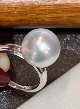 通勤925银澳白珍珠戒指女珍珠戒子活口可调节经典素面澳母贝女戒