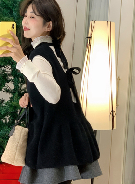 Vaoom-蝴蝶结打结设计鹏鹏下摆羊毛针织马甲(含31.3绵羊毛)K1736