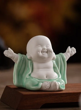 陶瓷招财开心弥勒佛小摆件办公室桌面博古架笑佛像装饰品茶桌摆设