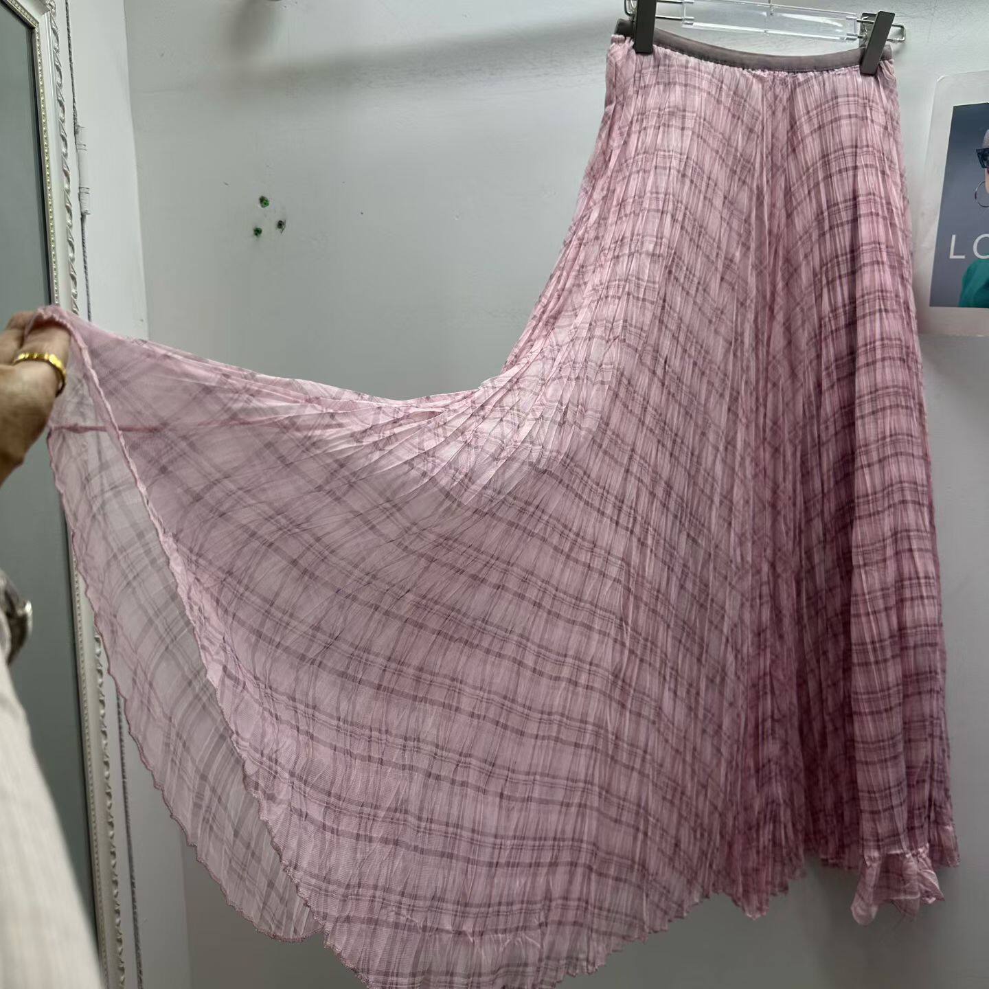 日韩系松弛感网纱格纹不规则百褶半身裙女春夏复古慵懒大摆a字裙