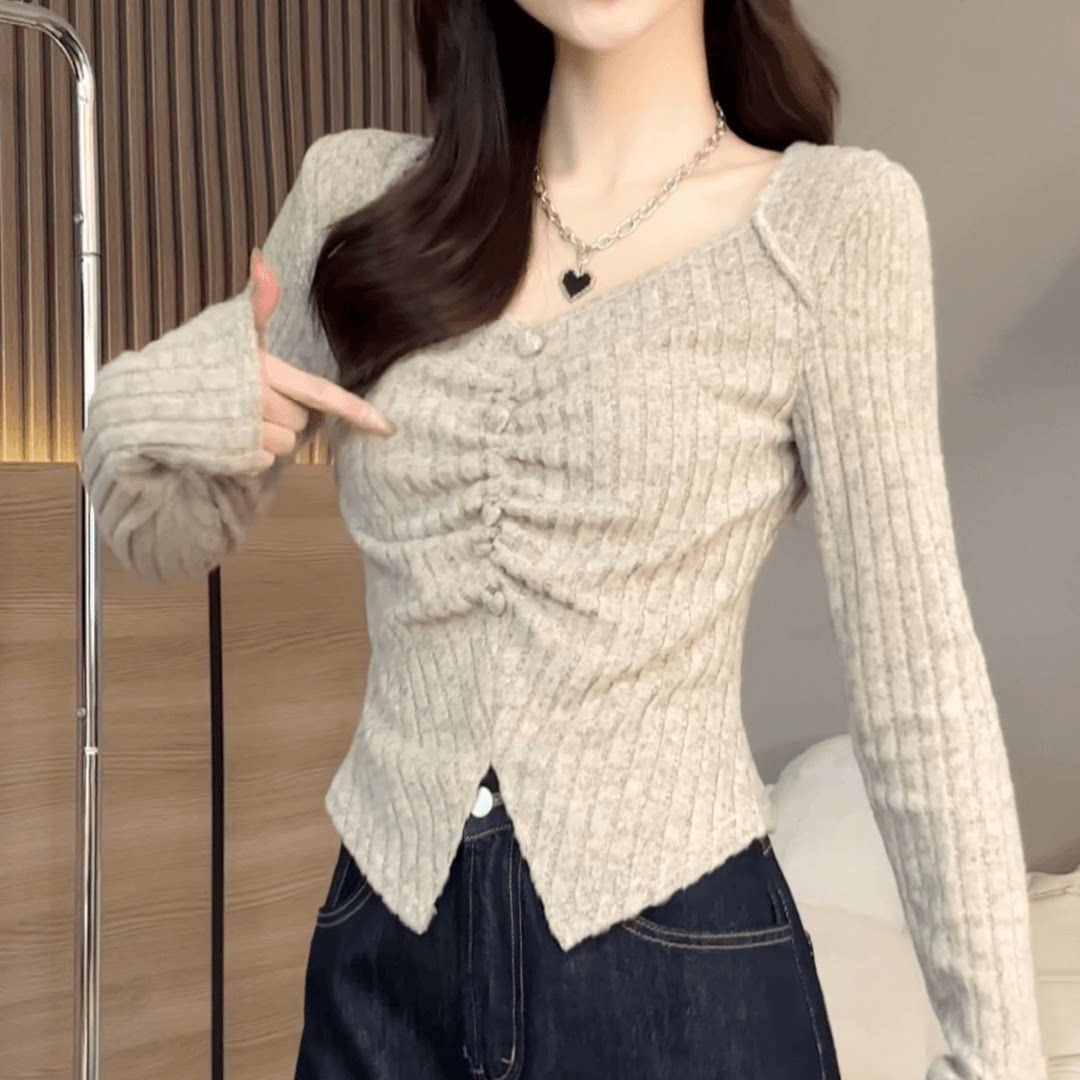 特大码甜美风纯色爱心扣子V领正肩设计感秋季男女百搭长袖T恤上衣