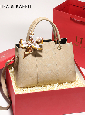 香港母亲节礼物包包26新款手提包女士妈妈包大气中年高级感斜挎包