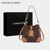 香港代购 包包女斜挎包2025新款 气质百搭手提水桶包复古老花单肩包