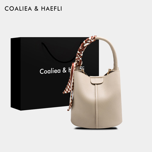 官网COALIEA&KAEFLI真皮水桶包女