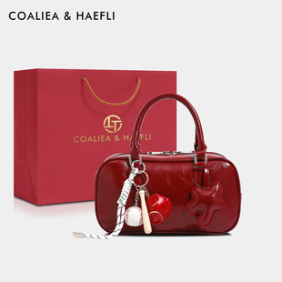 香港品牌2025新款 红色复古保龄球包新娘结婚手提包礼物单肩斜挎包