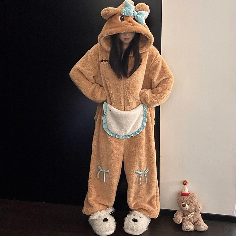 冬季黄油小熊珊瑚绒连体睡衣女