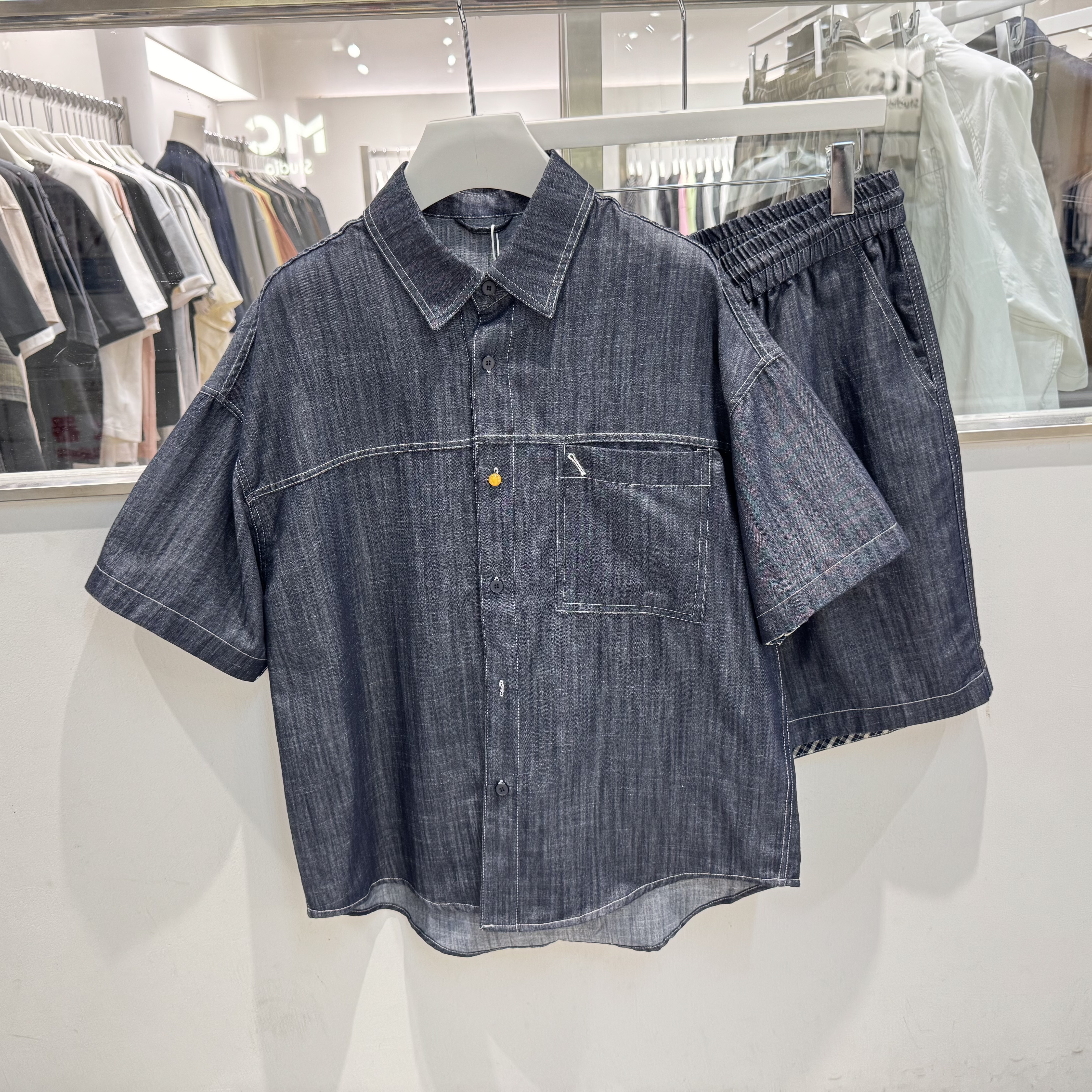 2026夏季新款美式宽松丹宁色明线牛仔套装男短袖衬衫短裤两件套潮