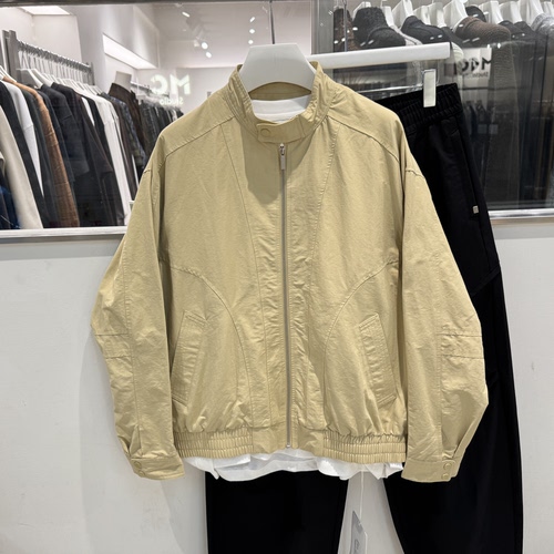 2026春季美式复古时尚潮流立体剪裁解构设计简约立领纯色夹克外套