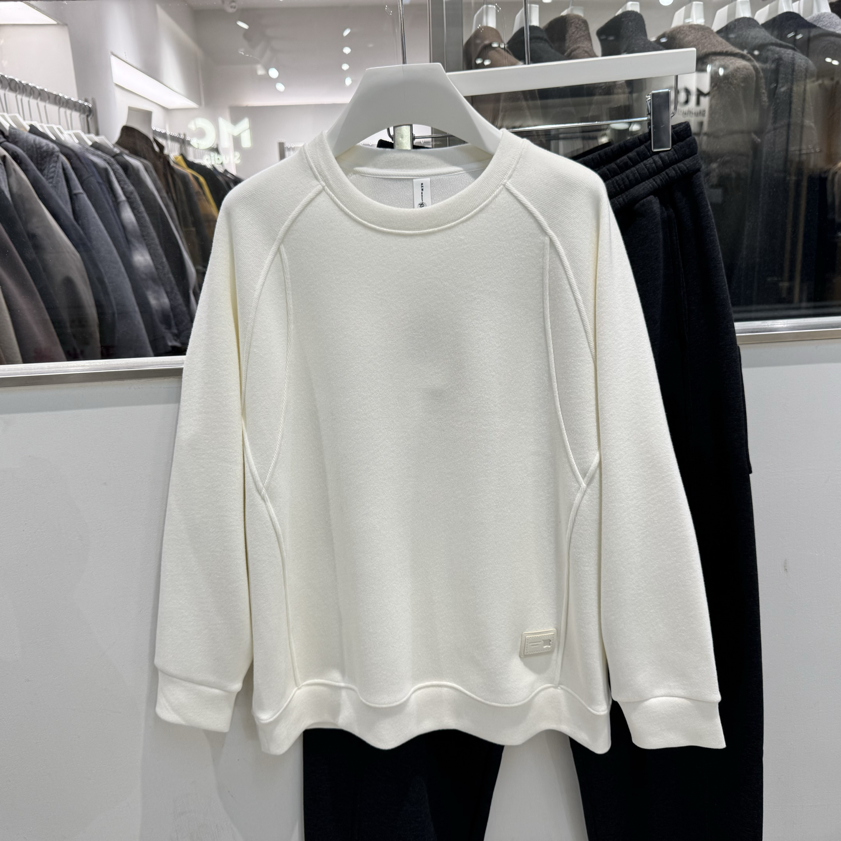 2025冬季美式复古加绒圆领卫衣男时尚百搭宽松休闲套头打底衫上衣