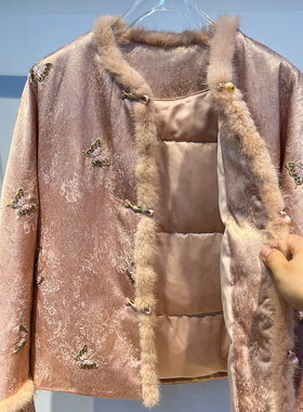 欧洲站新中式立领拼接水貂毛蝴蝶刺绣重工串珠90白鸭绒羽绒服女潮