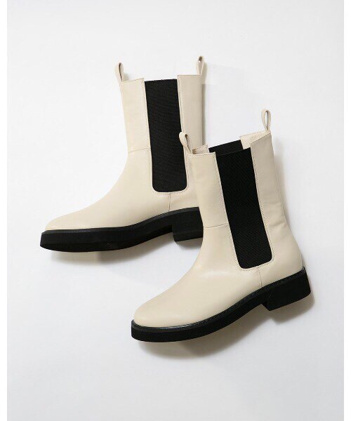 THE ORIGINAL NEW LIGHTWEIGHT AND SIMPLE BOOTIES OF THE JAPANESE SINGLE EXPENSIVE BRAND ARE AVAILABLE IN PLUS SIZES