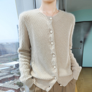 秋冬新款纯色羊毛开衫女宽松外套圆领打底百搭针织加厚山羊绒毛衣