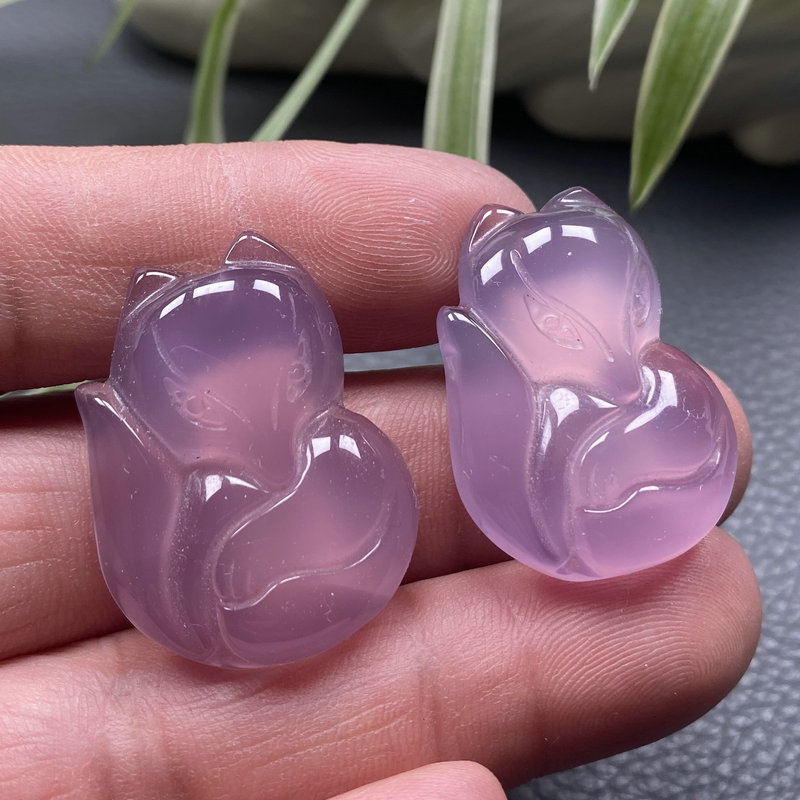 天然正品西安芙蓉玉狐狸吊坠女款高冰粉紫玉髓挂件蓝田玉挂件带证