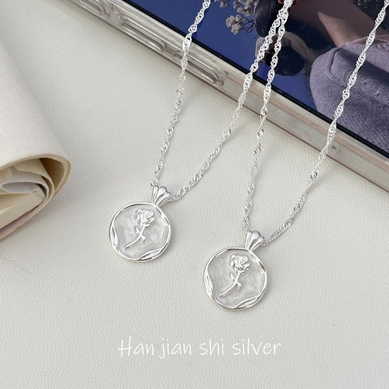 韩简饰 S925纯银玫瑰之约花圆牌项链女ins风轻奢小众高级感锁骨链