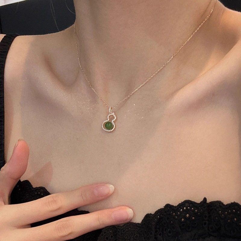 S925纯银镂空镶钻葫芦项链新中式国风和田玉吊坠高级感小众锁骨链