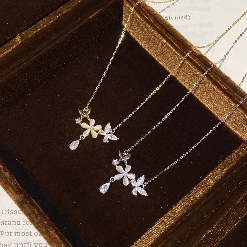 蒂奇实拍精致优雅仿猫眼石花朵项链女S925纯银闪钻蝴蝶水滴锁骨链