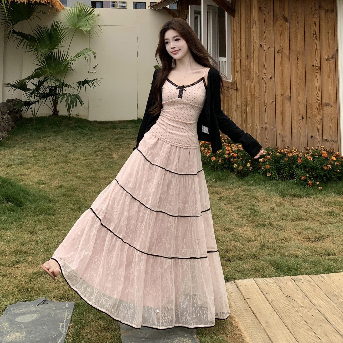 春夏季2026超火穿搭一整套高级感巨好看吊带上衣半身裙子三件套装