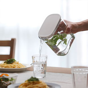 日本marna凉水壶凉白开水塑料扎壶储水家用冷水壶冰箱果汁水壶