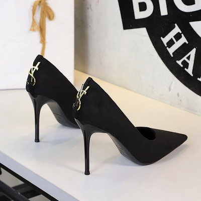 2279-2韩版风时尚高跟鞋女尖头浅口绒面细跟金属装饰一脚蹬单鞋