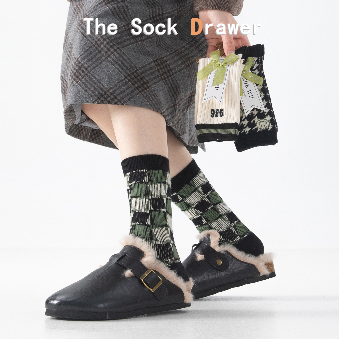 千鸟格中筒袜子女双针双路无线头黑白拼色1986女高颜值堆堆袜子
