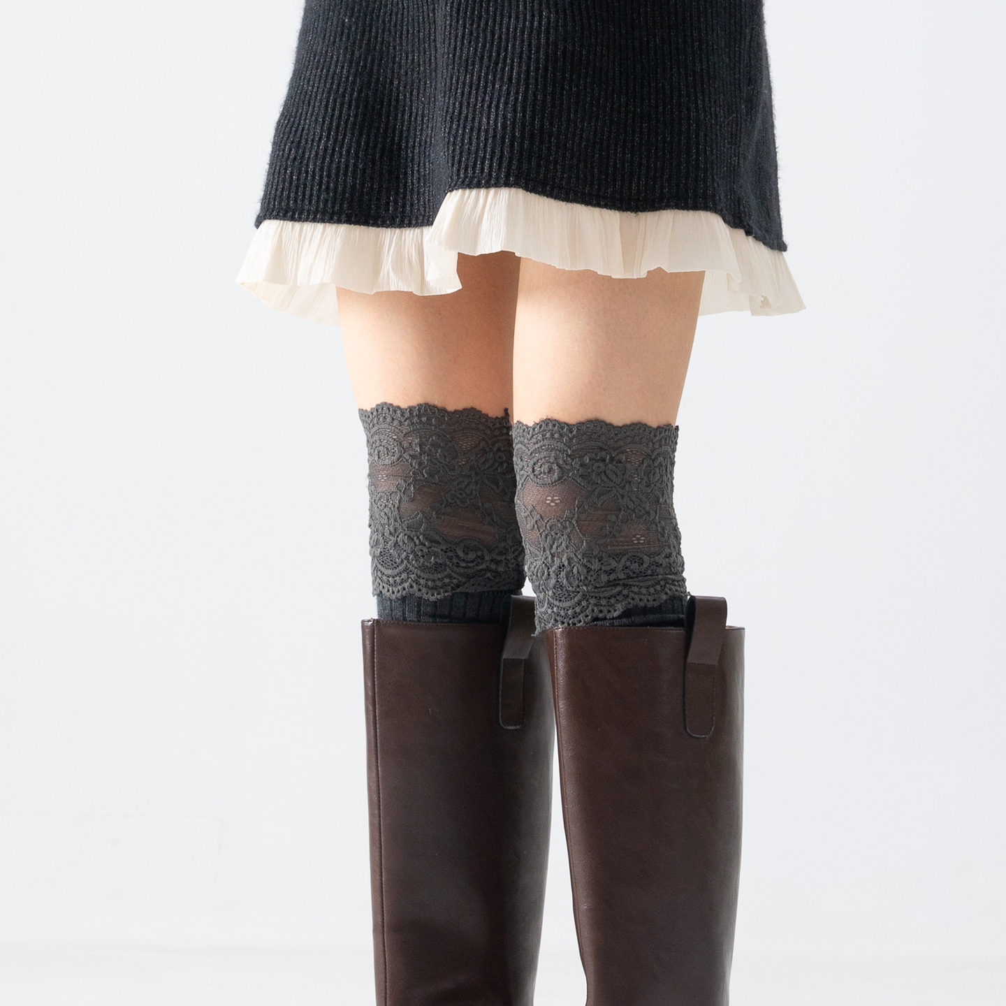 蕾丝花边过膝长筒袜子女士秋冬新款微压显瘦小腿袜配靴子的袜子