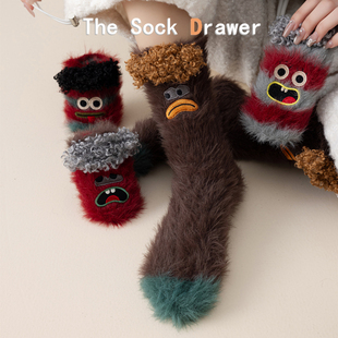 美拉德棕色仿貂毛中筒袜子女秋冬加厚保暖可爱卡通刺绣表情长袜