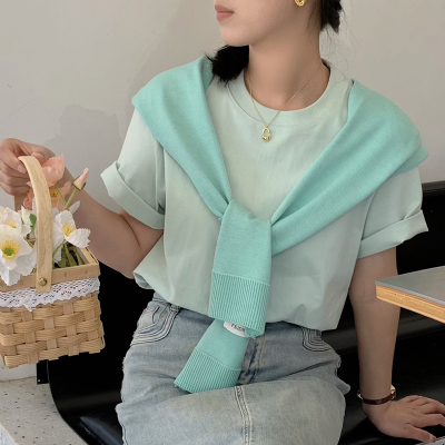 秋冬清爽外搭薄款披肩女洋气百搭