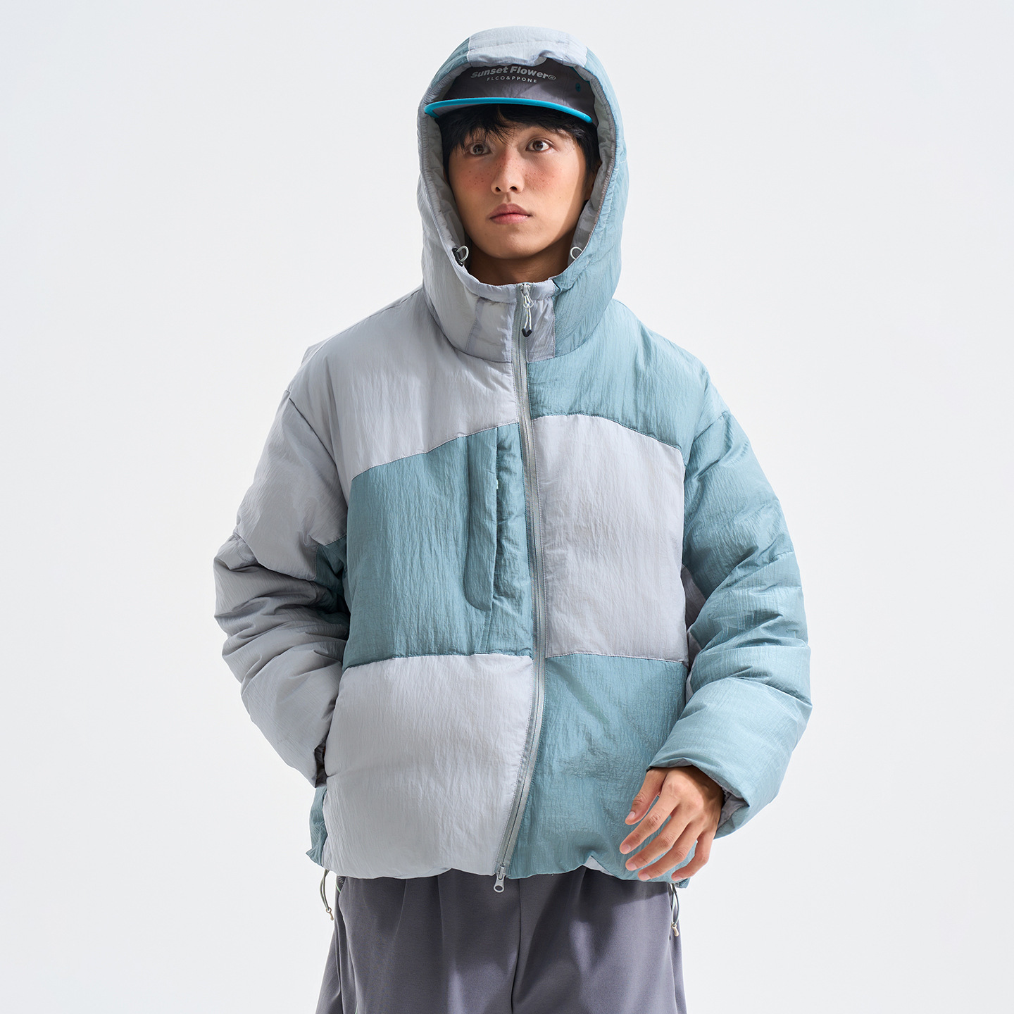 日系泡芙面包服90白鸭绒羽绒服女秋冬新款2025设计感立领宽松外套