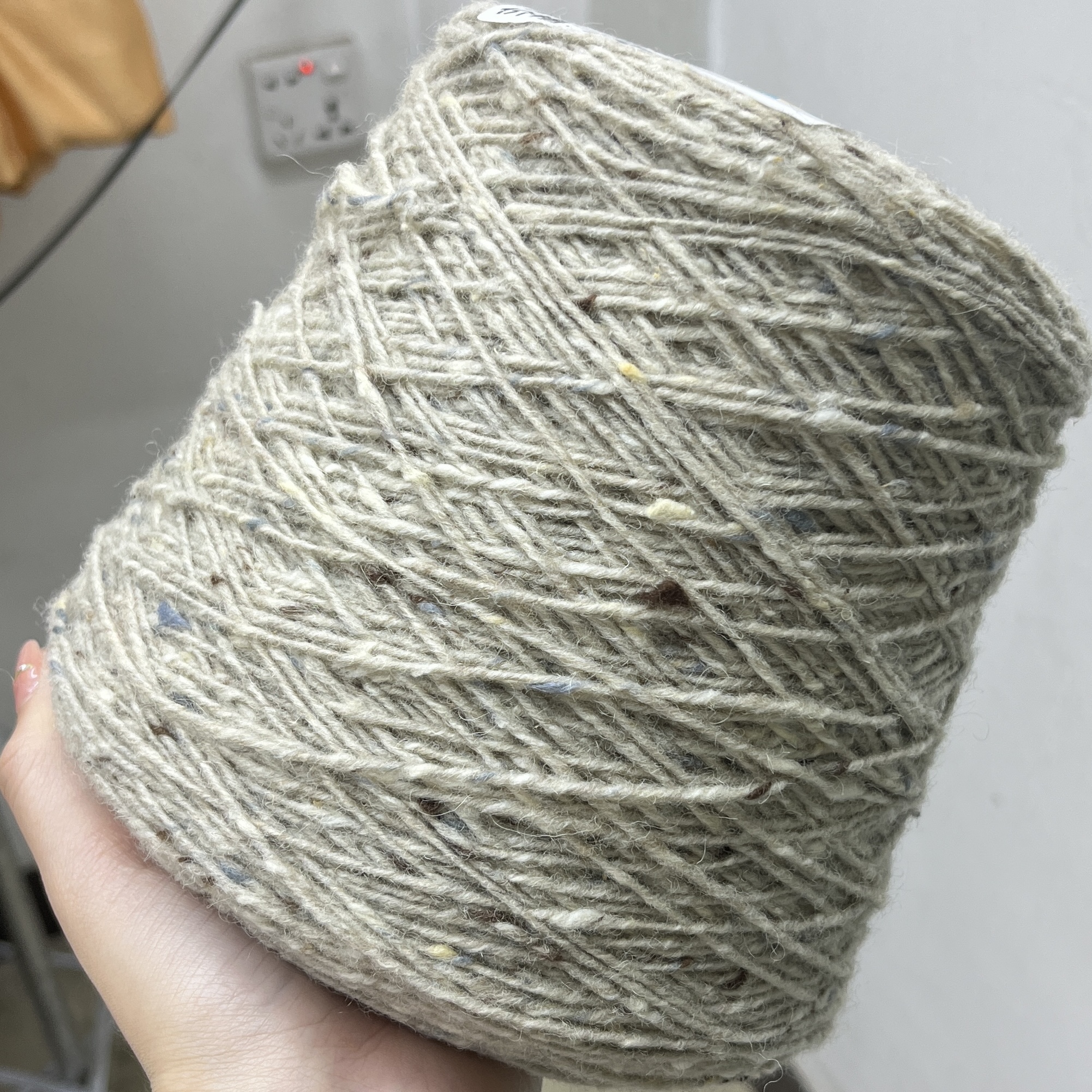 多尼戈尔彩点Studio Donegai品牌爱尔兰100%羊毛柔软亲肤细腻