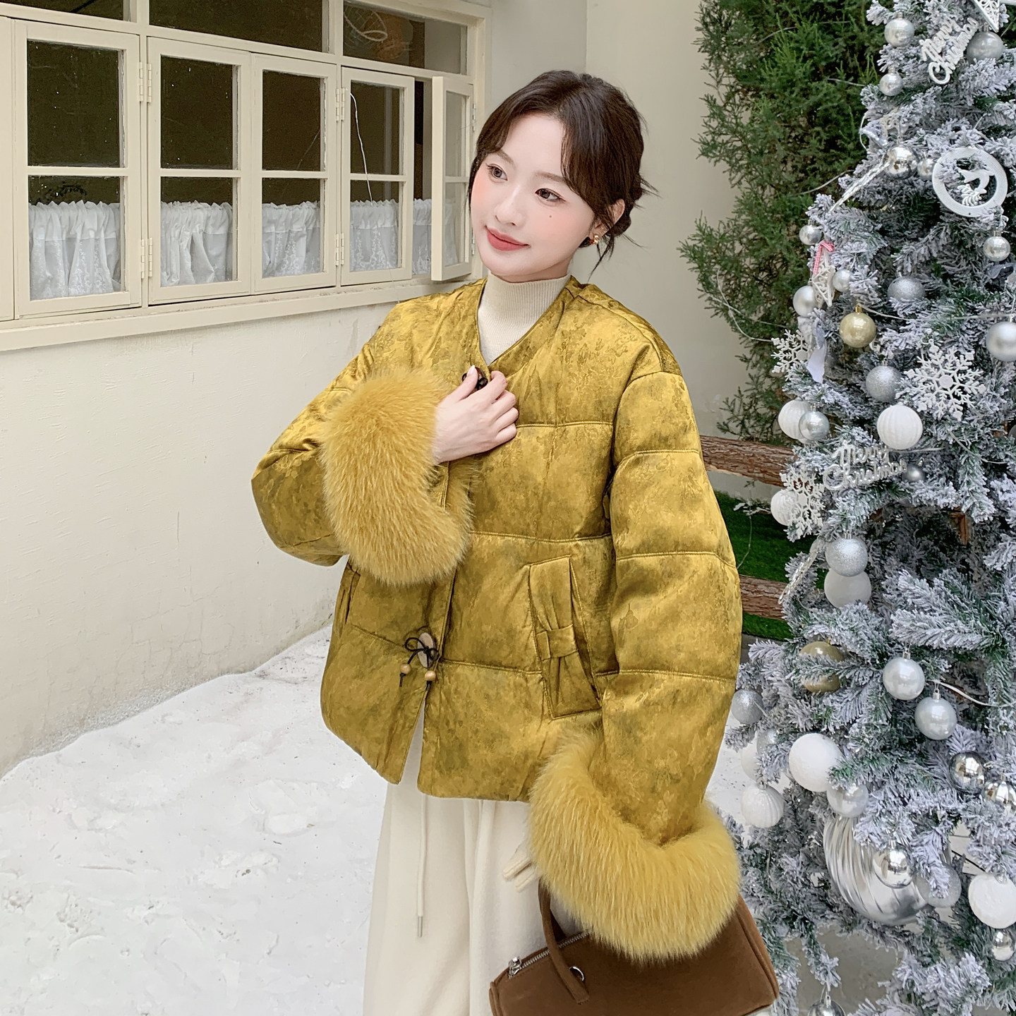 高级感新中式国风轻奢黄色提花狐狸毛羽绒服女保暖外套2025冬新款