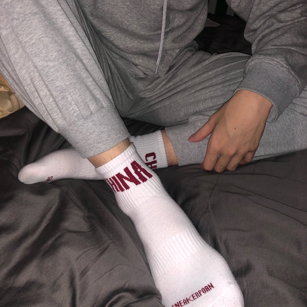 4双男士纯棉潮防臭吸汗运动中筒