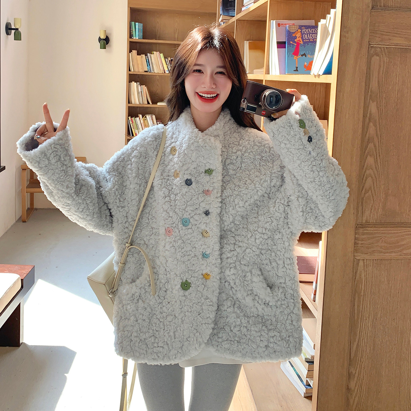 ）多彩纽扣皮毛一体外套2D120-M1212-P245-K368,女装毛呢外套,2D120