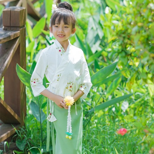 沙芭利2023儿童节傣族服装