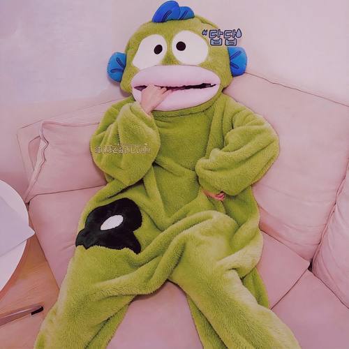 可爱小丑鱼女珊瑚绒连体睡衣