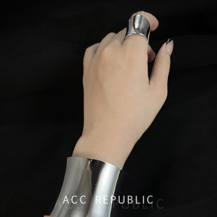 accrepublic 欧美弧形宽版光面开口手镯女小众轻奢高级感夸张臂环