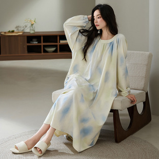 高级感优雅温柔纯欲长袖睡裙女秋冬季款慵懒风气质舒适休闲连衣裙