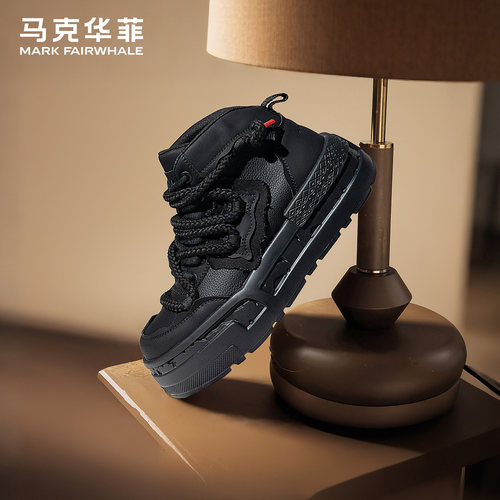 马克华菲时尚休闲鞋高帮厚底板鞋