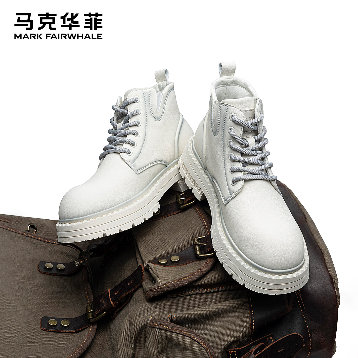 马克华菲马丁靴男款白色增高靴子