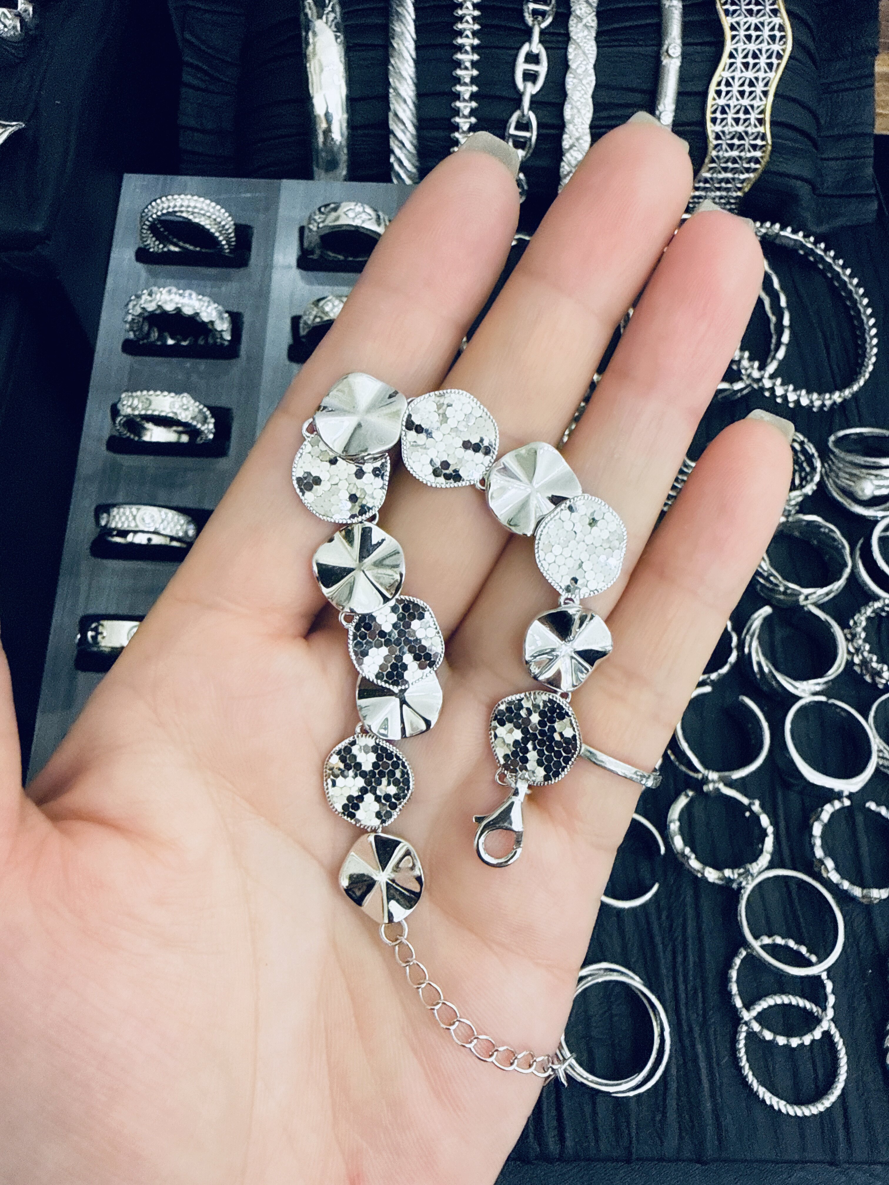 设计师款S925纯银镀铑金不规则碎冰冰圆片手链小众设计感高级手链