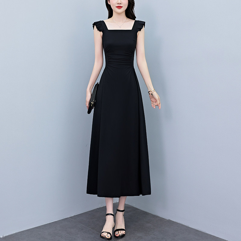 2026夏季新款赫本风黑色连衣裙女夏长款大码收腰显瘦胖mm小黑裙子