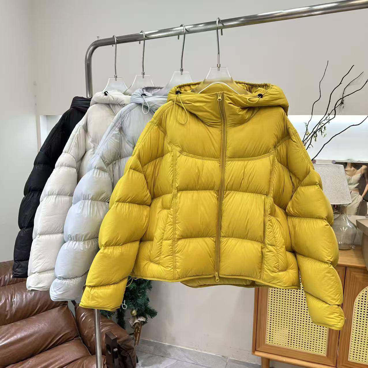 欧货泡芙连帽白鸭绒面包服外套女装宽松小个子轻便保暖羽绒服冬季