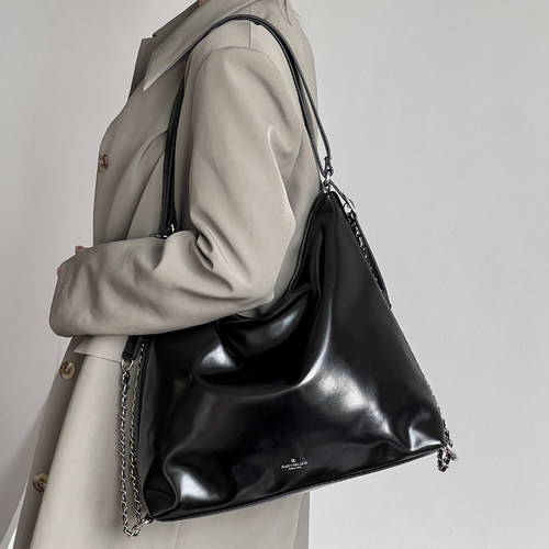 ranusslism暗黑系简约托特包