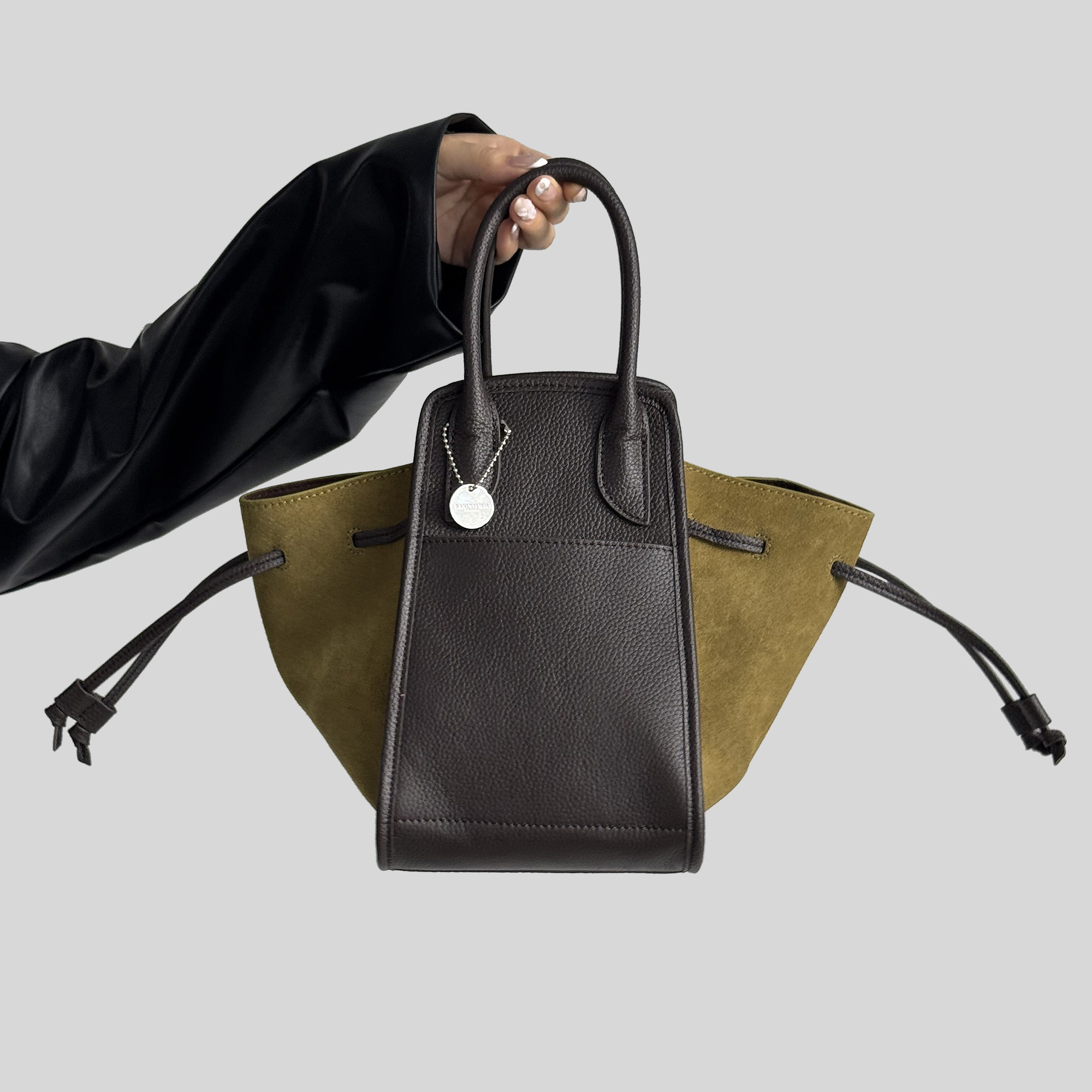 RANU小众设计头层牛皮手提包菜篮子女包时尚百搭气质复古水桶包,箱包皮具/热销女包/男包,水桶包,淘宝优惠券,粉丝福利购,淘宝优惠卷