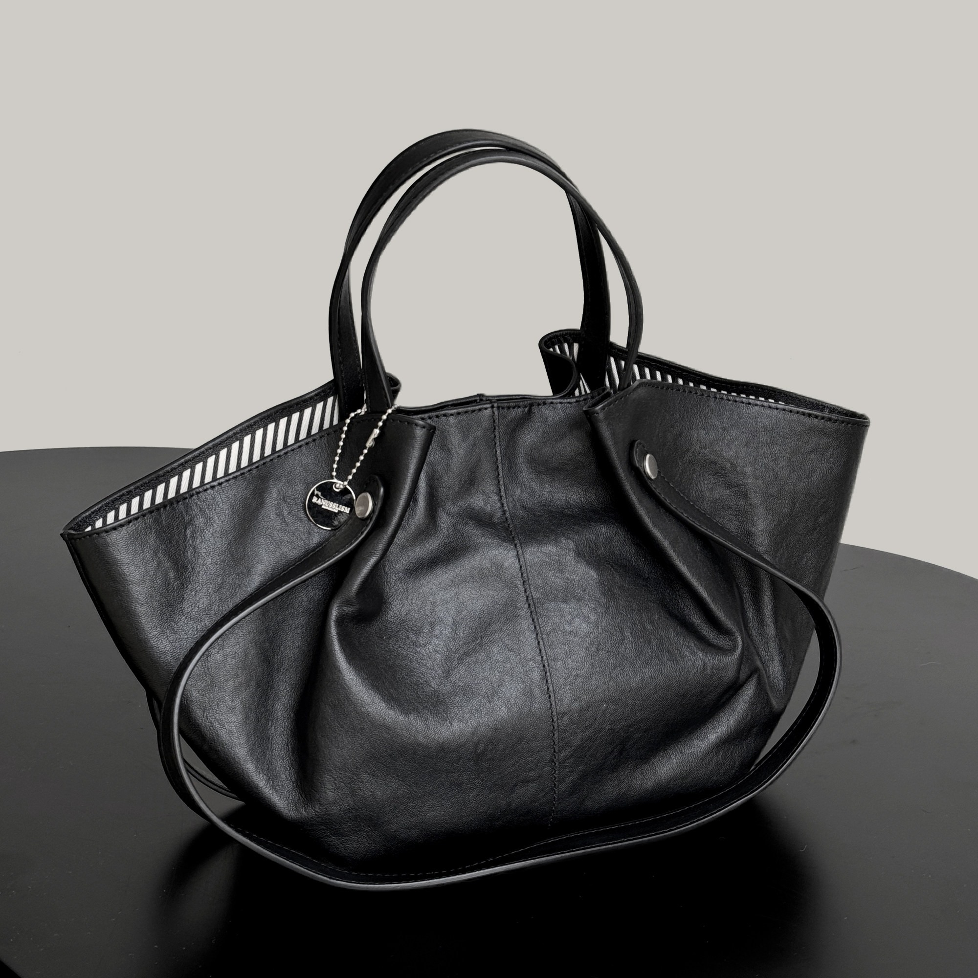 RANU空岛唱片植鞣牛皮菜篮子女包通勤大容量百搭简约托特包手提包,箱包皮具/热销女包/男包,托特包,淘宝优惠券,粉丝福利购,淘宝优惠卷