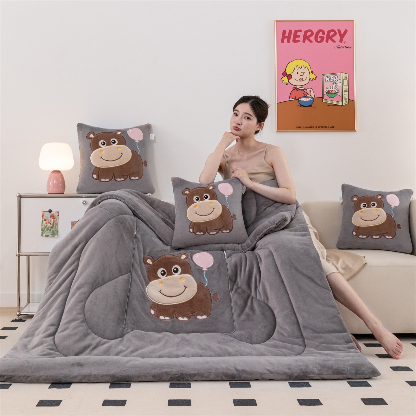 抱枕被子两用加厚保暖办公室午睡