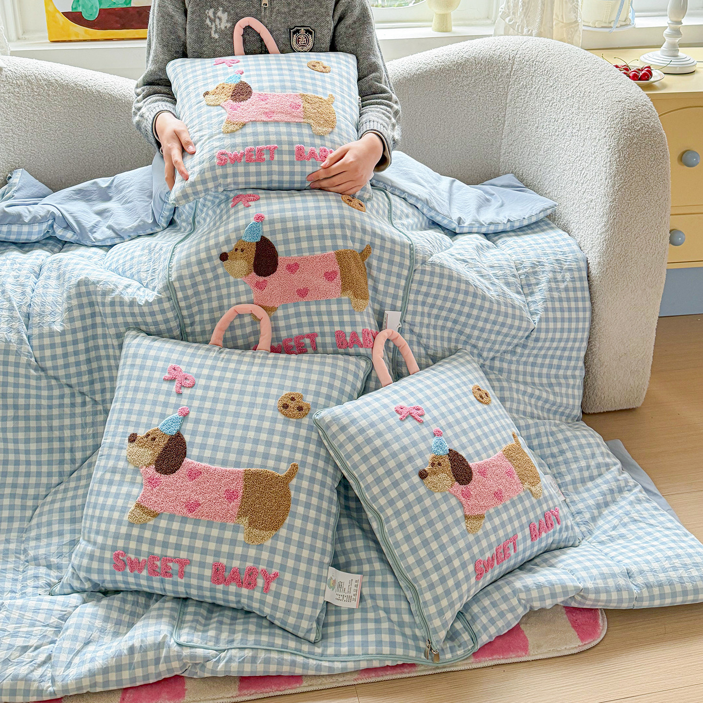 抱枕被子两用个性可爱办公室午睡空调被车载靠枕单双人沙发被四季